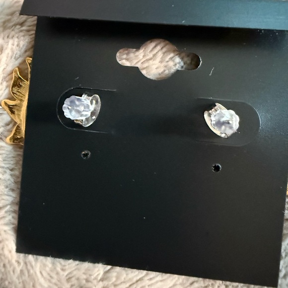 Gold Sunflower Crystal Stud Earrings - Women's Fashion Jewelry - Picture 3 of 4